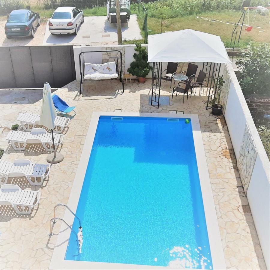 Apartments"Nika" With Private Pool Galovac  Ngoại thất bức ảnh