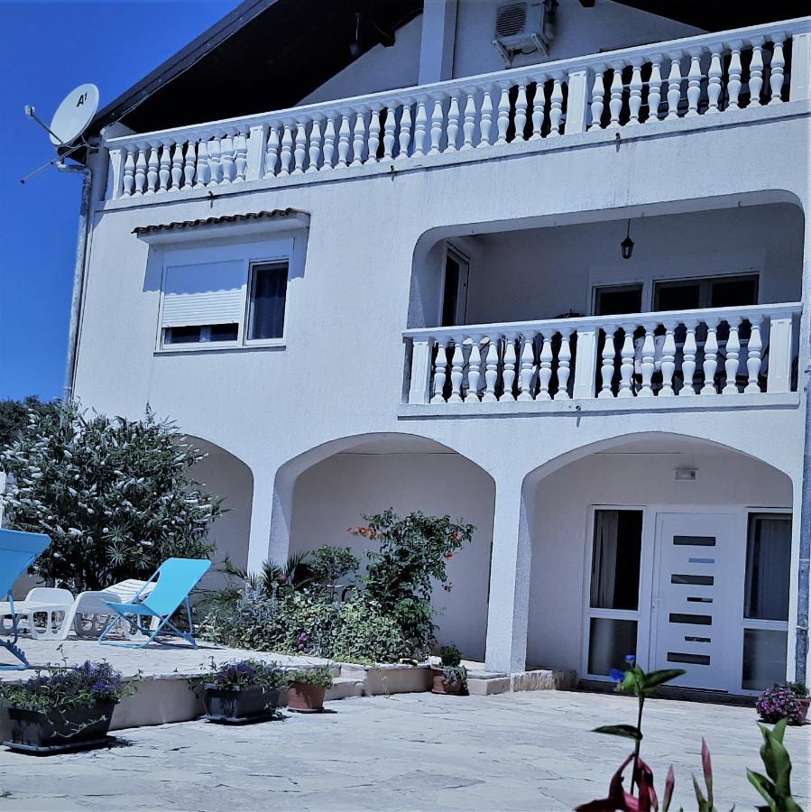 Apartments"Nika" With Private Pool Galovac  Ngoại thất bức ảnh